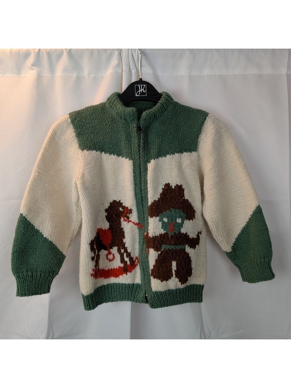 Cowichan style kids sweater size S in VGUC